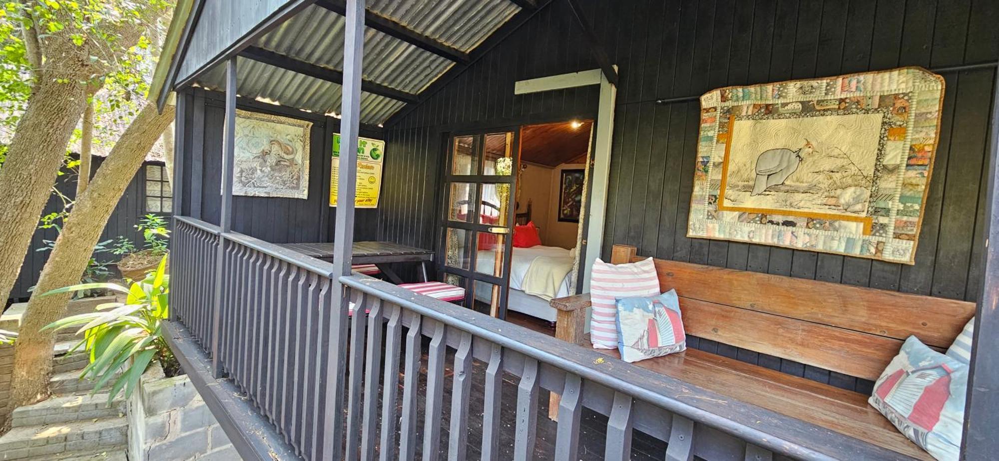 Old Vic Travellers Inn Nelspruit Mbombela Buitenkant foto