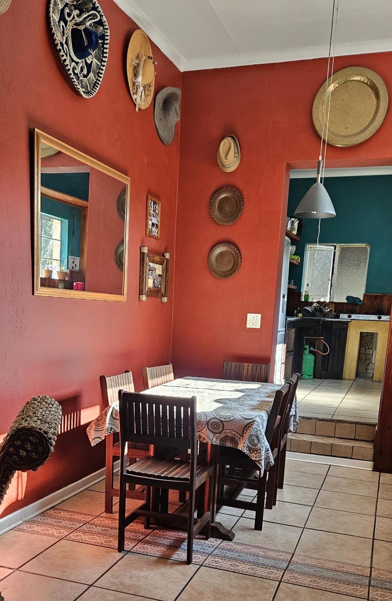 Old Vic Travellers Inn Nelspruit Mbombela Buitenkant foto