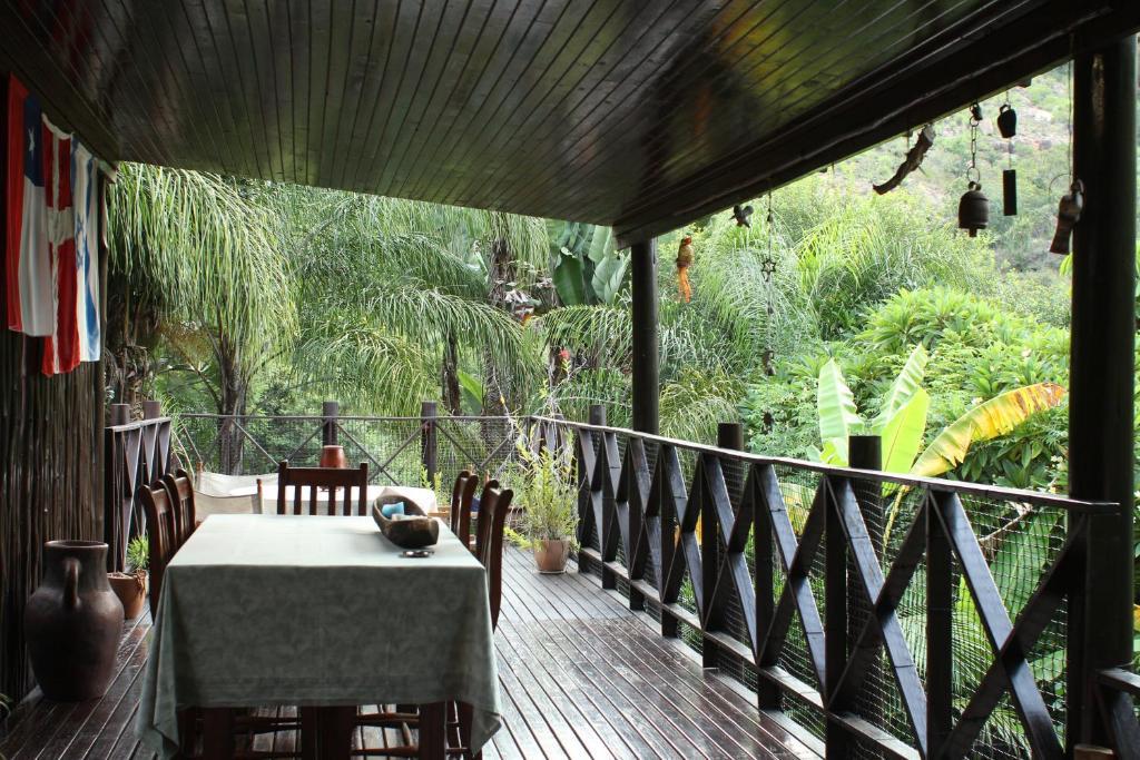 Old Vic Travellers Inn Nelspruit Mbombela Buitenkant foto